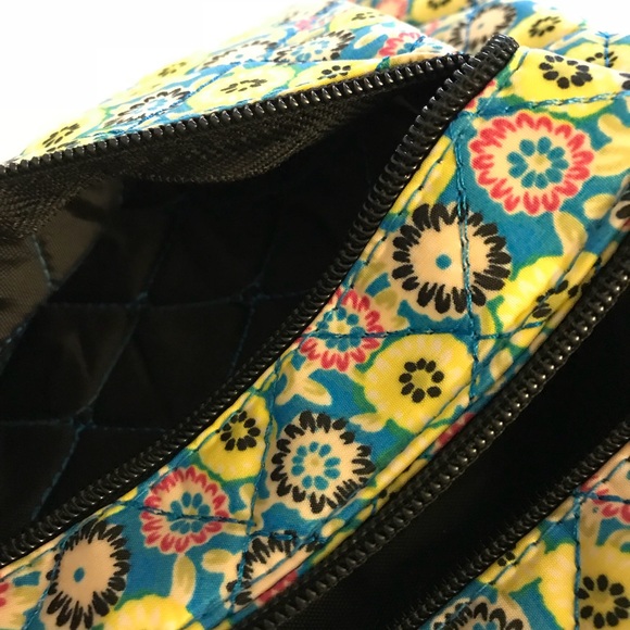 NWT quilted Crossbody floral bag - Picture 8 of 8